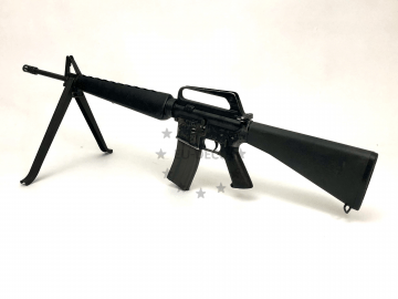 Colt M16 A1, according to EU DECO rules deactivated US military assault rifle. Complete with detachable bipod and certificate.
