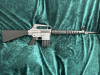 Uma das apenas 2.500 espingardas AR10 produzidas nos Países Baixos para o Sudão na UE DECO.