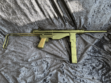 Submetralhadora FBP 9 mm ( M948 ) não explodida como EU DECO com certificado.