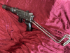 Skorpion VZ 61 Maschinenpistole mit nachgebautem Schalldämpfer und Kunststoffgriff in EU DECO